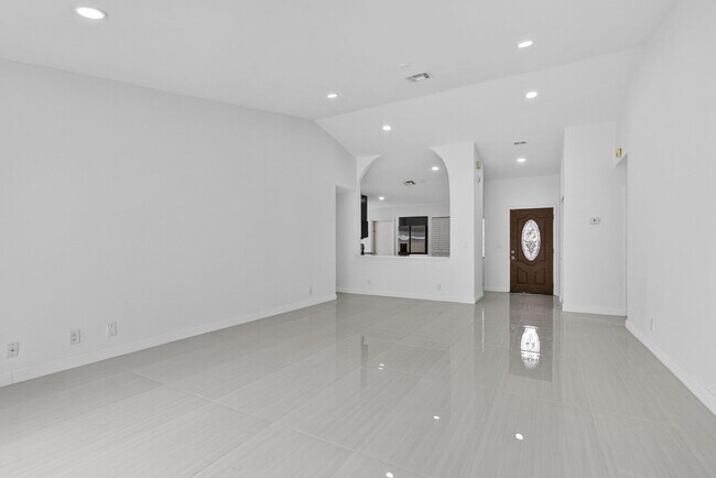 Foto del edificio - 7771 Blackwood Ln