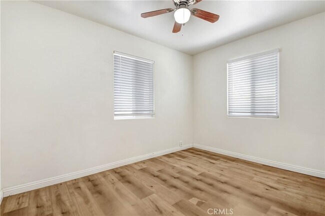 Foto del edificio - 10722 Wells Ave