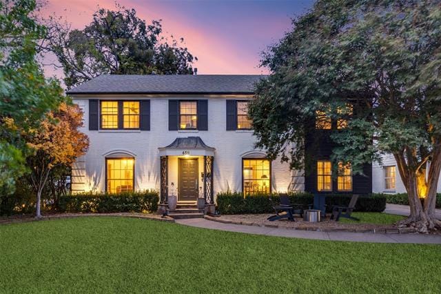 Building Photo - 6511 Gaston Ave