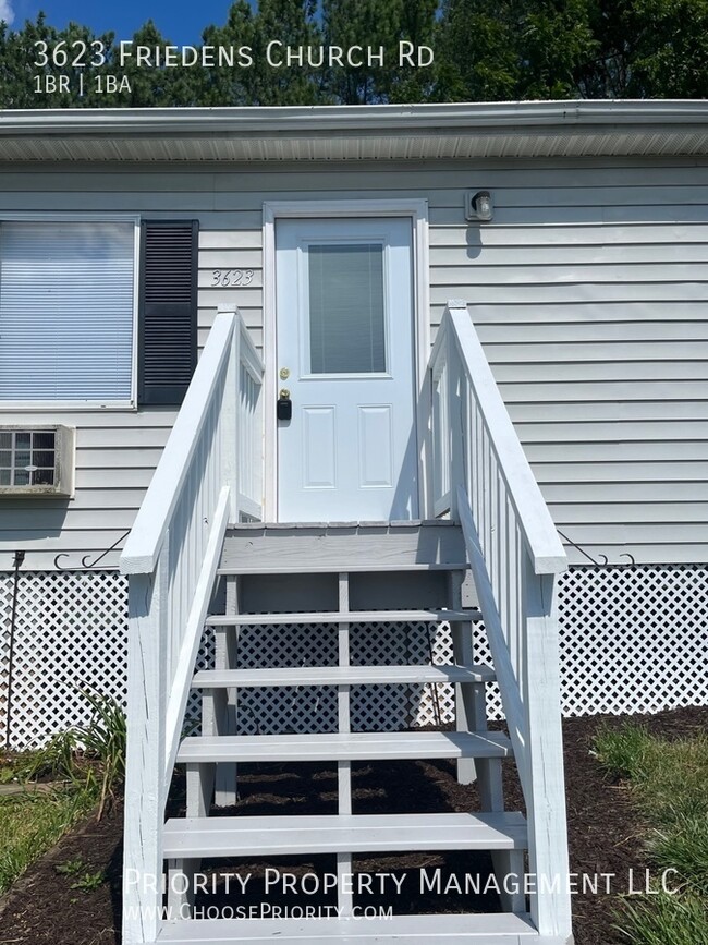 Building Photo - 1 Bedroom, 1 Bathroom Single Family Home, ...