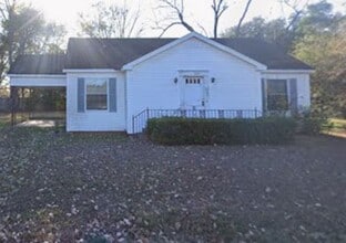 Building Photo - 1280 Henry Rd