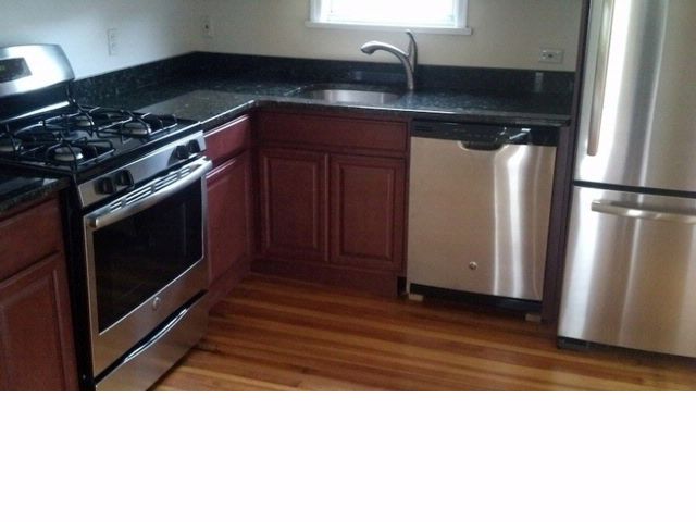 Foto principal - 12 Outlook Ave