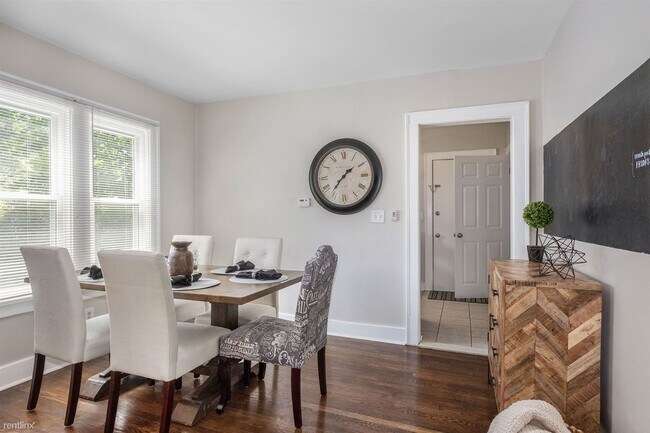 Foto del edificio - 4 br, 2 bath House - 809 Hillcrest Drive