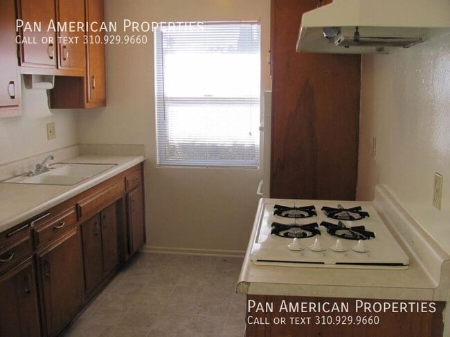 Building Photo - 3523 W Mungall Dr