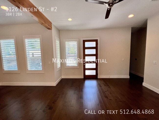 Building Photo - 1126 Linden St