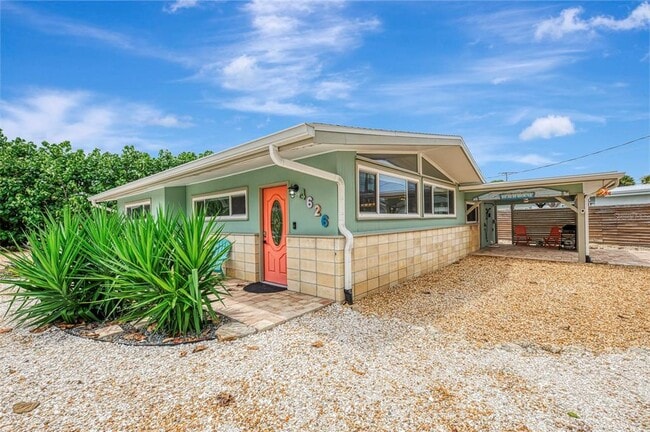 Building Photo - 4626 Gleason Ave