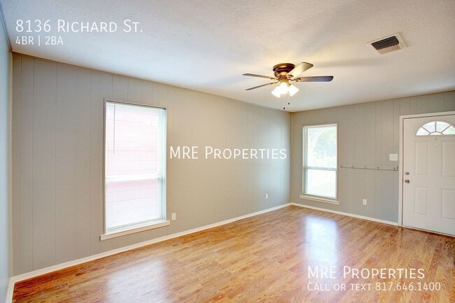 Building Photo - 8136 Richard St