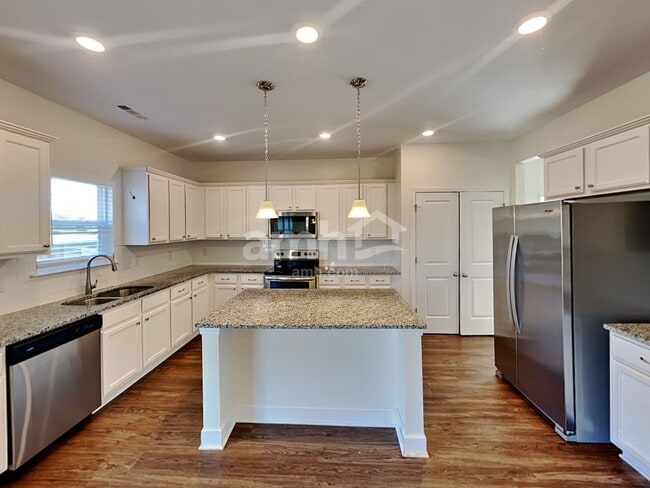 Building Photo - 4804 Horatio Ct