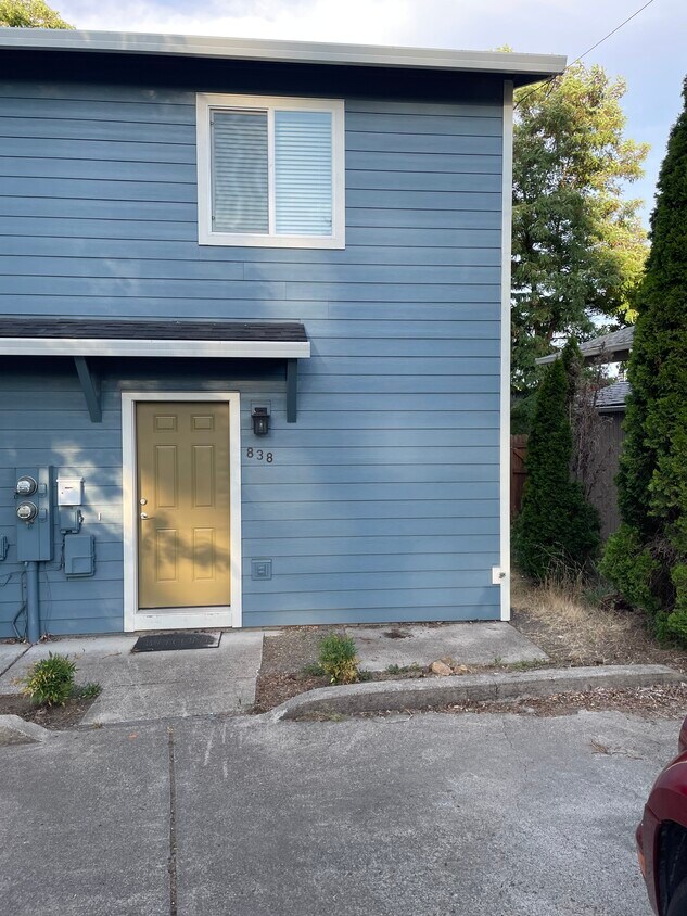 838 NW Elm St, Camas, WA 98607 Townhome Rentals in Camas WA