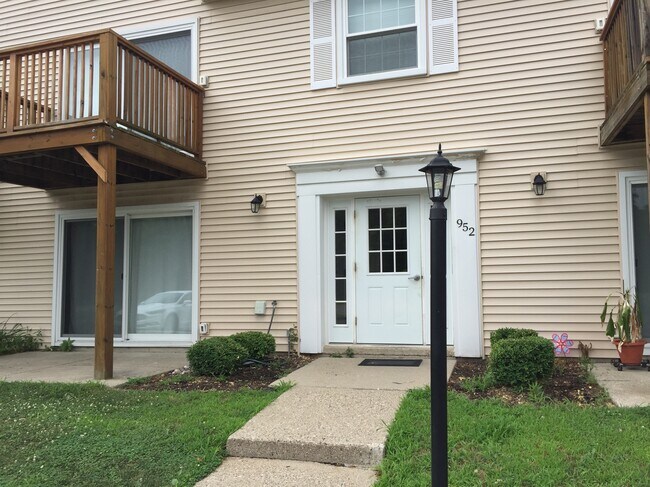 Foto del edificio - 952 Bloomfield Village Blvd