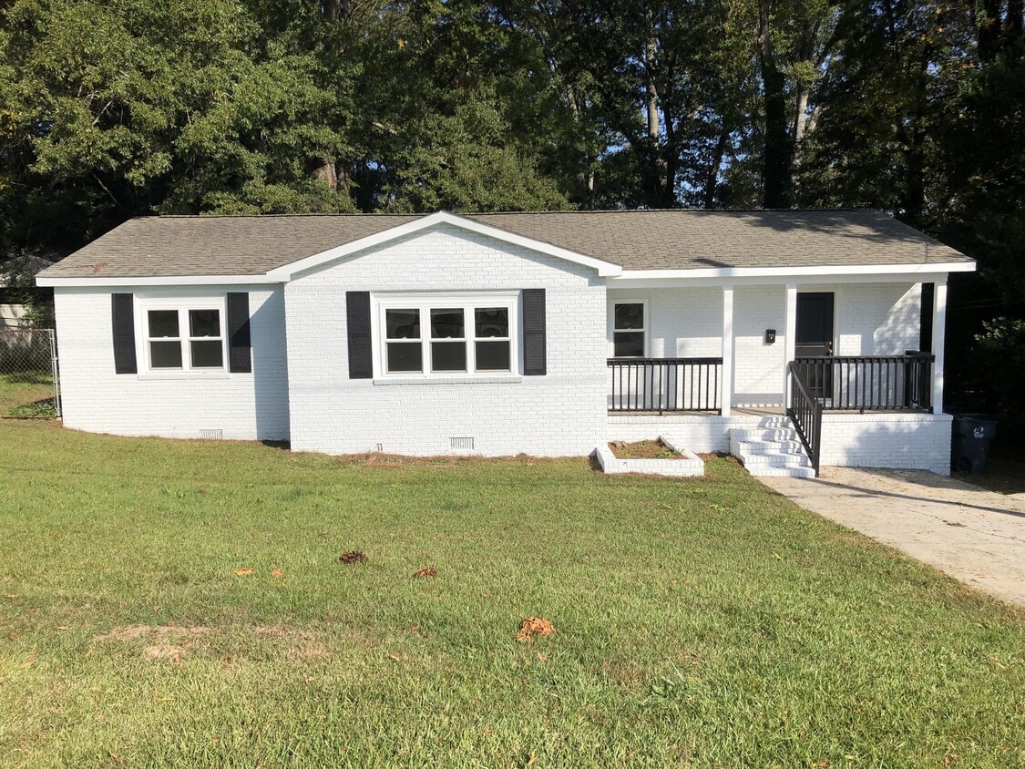 111 N Irwin St, Milledgeville, GA 31061 House Rental in Milledgeville