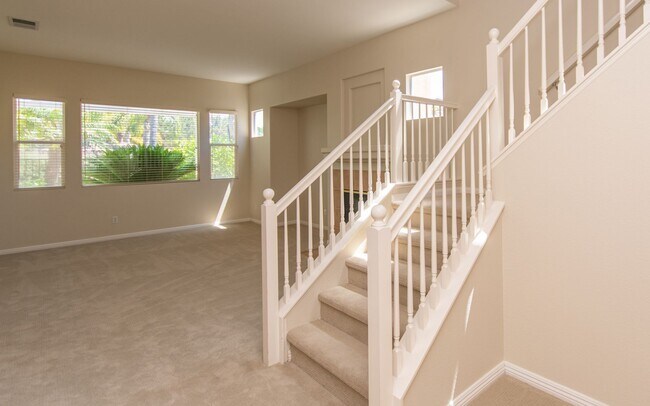 Foto del edificio - 3 Bd Home in the San Raphael Gated Community!