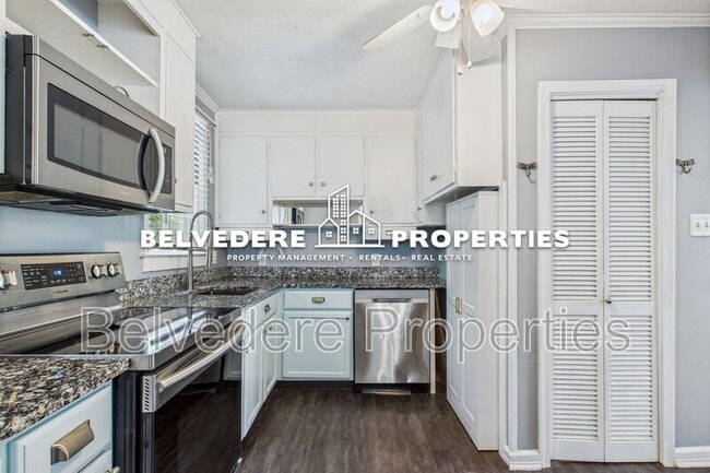Building Photo - 1003 Cleburne St