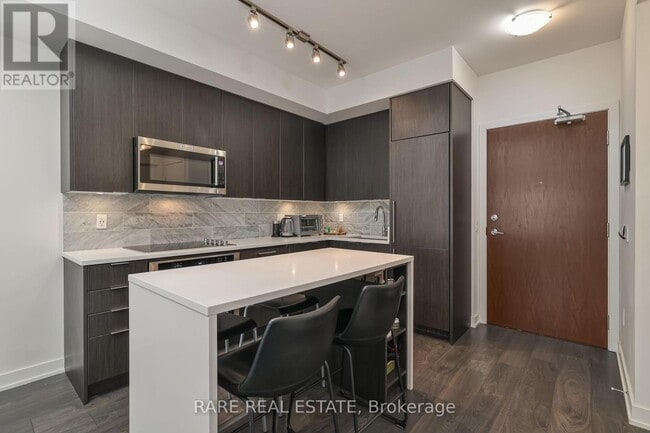 Building Photo - 38-338 Iannuzzi St