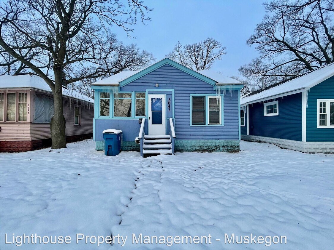 2 br, 1 bath House 2643 Howden St House Rental in Muskegon Heights