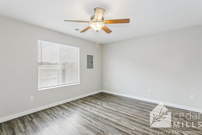 Building Photo - Beautiful 3-Bedroom Duplex in Park City!