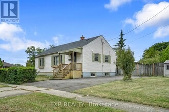 Building Photo - 13 McPhail Crescent