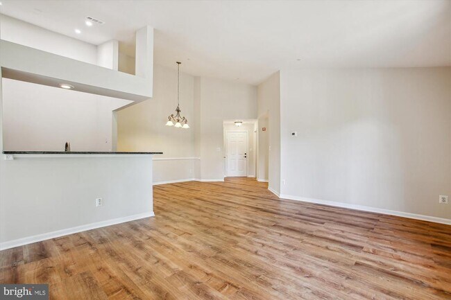 Foto del edificio - 6600 Thackwell Way