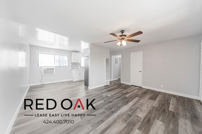 Foto del edificio - 1032-1036 S Normandie Ave-1032-104