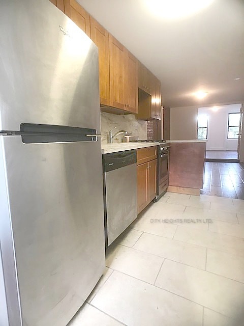 Building Photo - 127 1st Ave