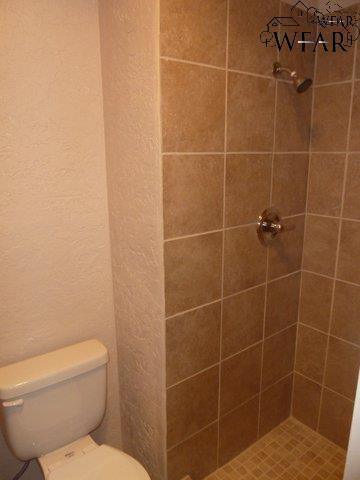 Building Photo - 4644 Sierra Madre Dr