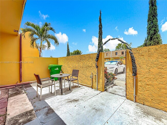 Building Photo - 2686 NW 60th Way