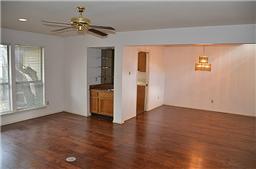 Foto del edificio - 5120 Ledgestone Dr