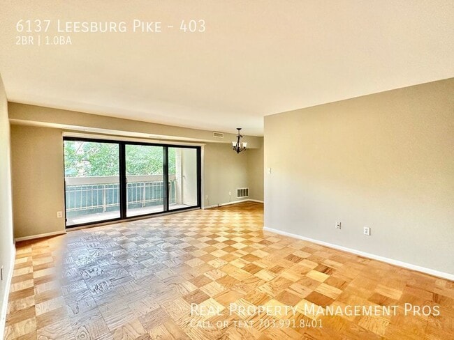 Foto del edificio - 6137 Leesburg Pike