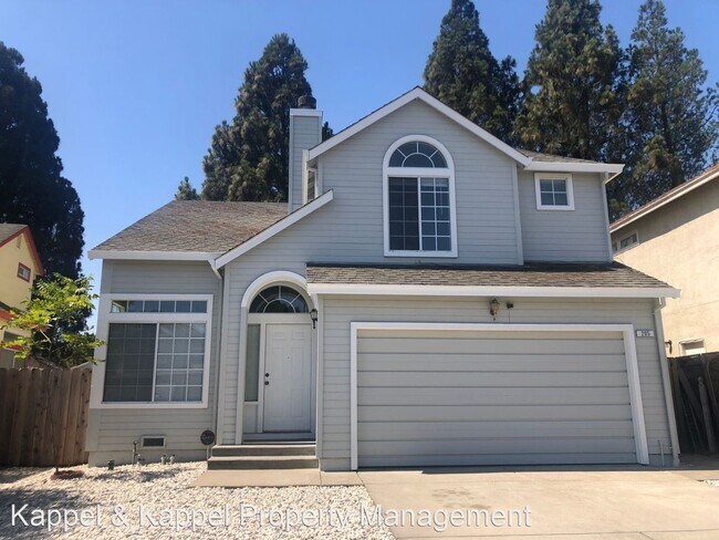 Building Photo - 3 br, 2.5 bath House - 205 Bridgewater Circle