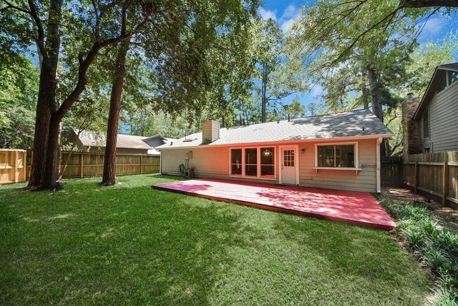 Building Photo - 15 Brentwood Oaks Ct