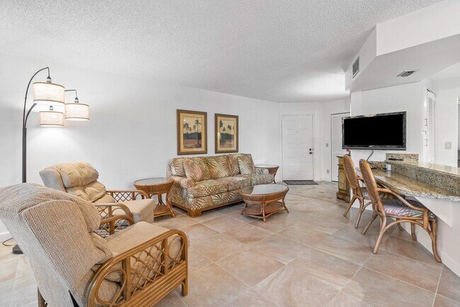 Building Photo - 1605 US-1