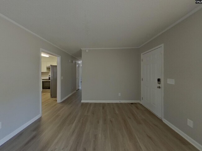 Foto del edificio - 327 Westridge Rd