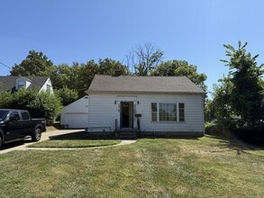 Building Photo - 1313 Carolina Ave