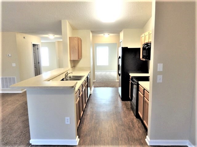 Foto del edificio - 2842 Taylor Hill Dr