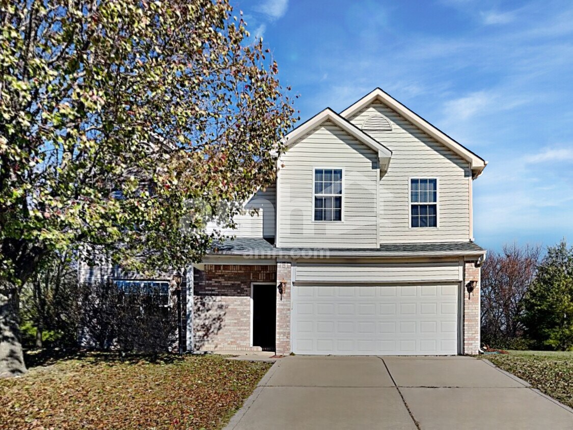 Foto principal - 1336 Round Lake Road