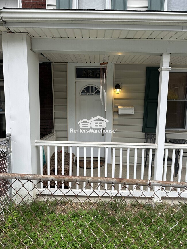 Building Photo - 3618 Ash St