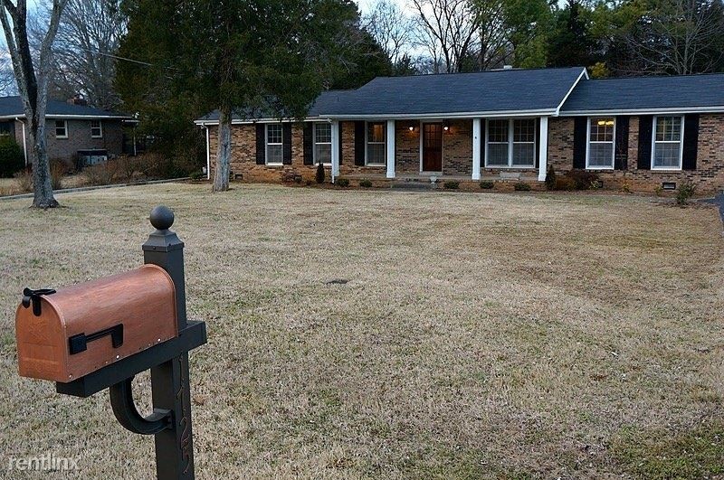 Primary Photo - 3 br, 2 bath House - 1725 Indian Hills Road