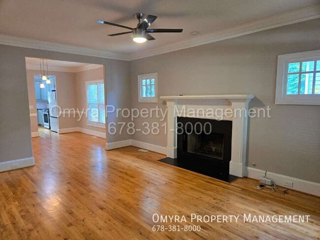 Building Photo - 105 Selman St SE