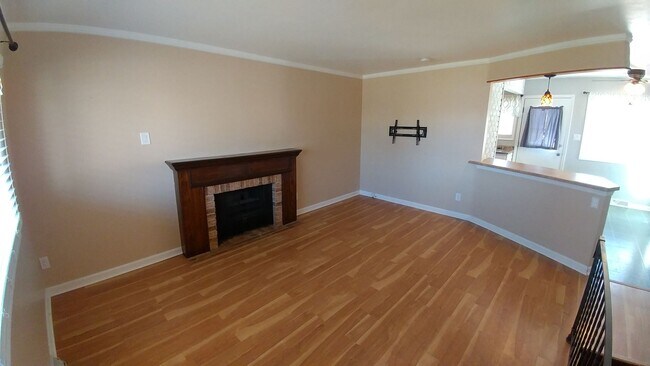 Foto del edificio - Spacious 4 bedroom 2 Bath Single Family Mt Pleasant