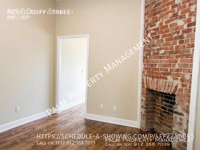 Building Photo - 609 E Duffy St