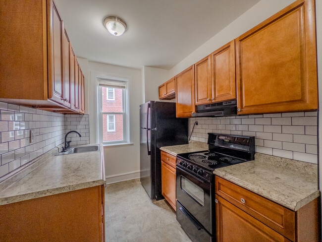 Foto del edificio - Folcroft Courts Apartments