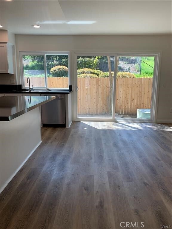 Foto del edificio - 307 Beechwood Ln