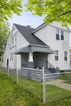 Building Photo - 1483 E 120th St