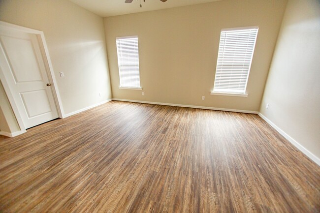 Building Photo - New Beginnings Start At AMRR: 4 bedroom available SOON in Frenship District!