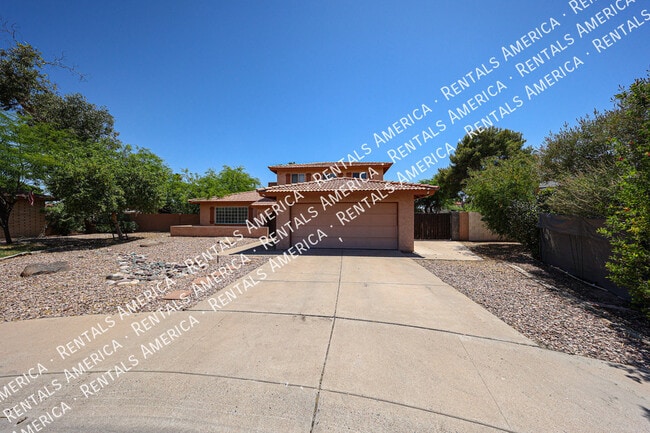 Building Photo - 2723 S Estrella Cir