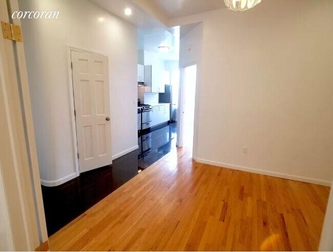 Building Photo - 3 Nassau Ave