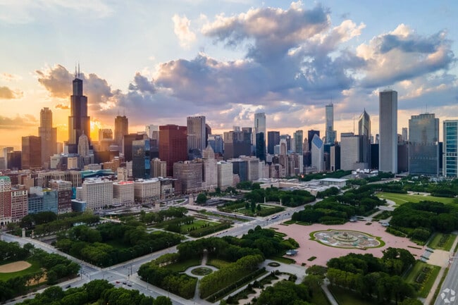 Is Chicago, IL, a Good Place to Live?