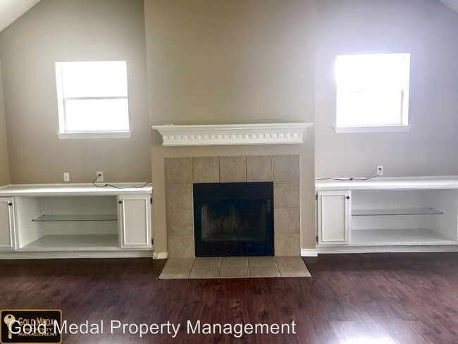 Foto del edificio - 3 br, 2 bath House - 5205 Rimes Ranch Rd