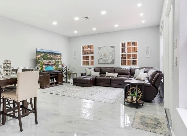 Building Photo - 14709 SW 6th St