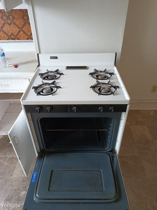 Foto del edificio - 1 br, 1 bath House - 510 North College Str...